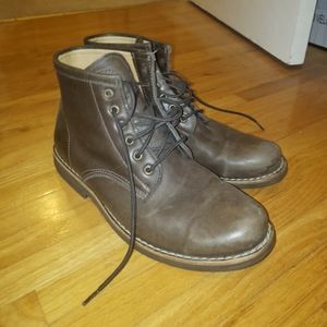 Roots boots 9